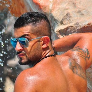 Meet your Posher, Bader